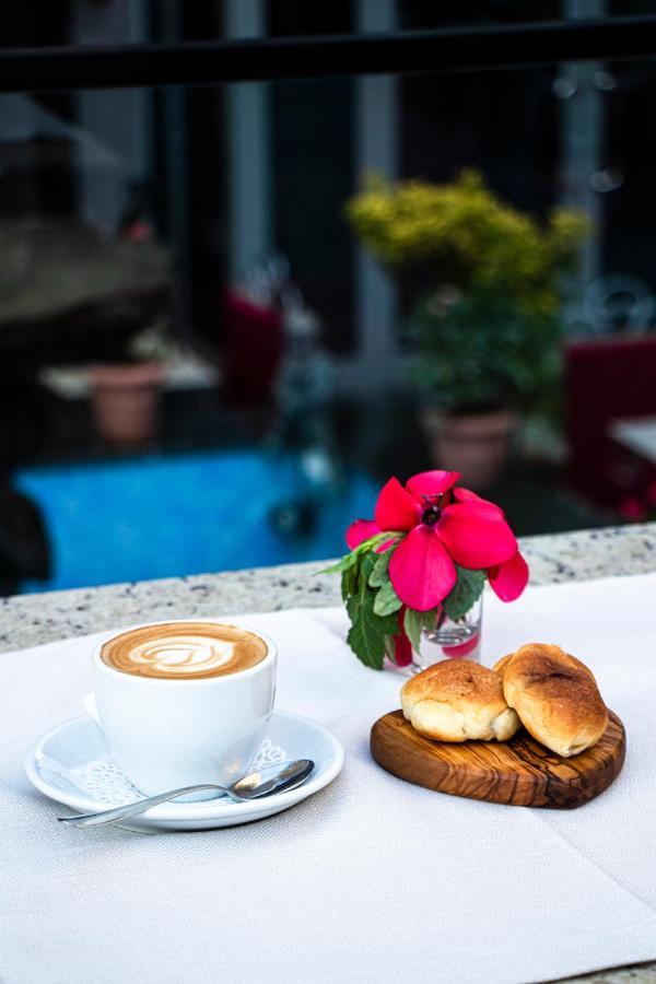 Elysee 4* Tirana