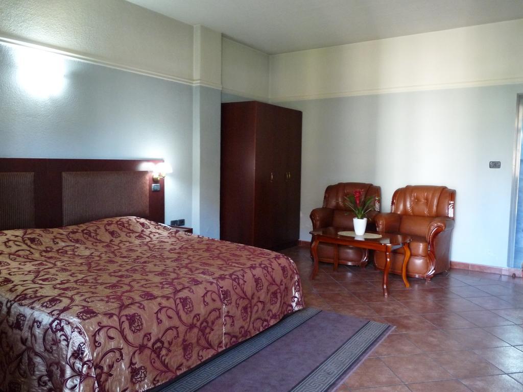 Hotel Elysee 4*
