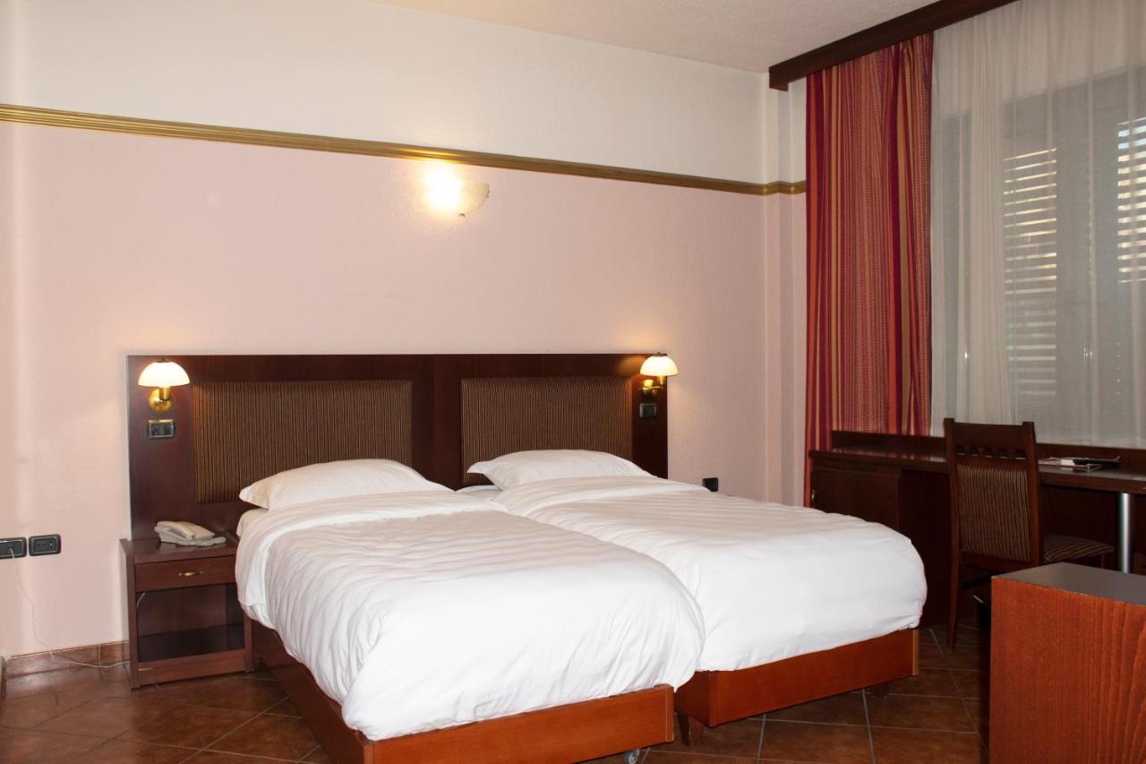 Elysee Hotel Tirana