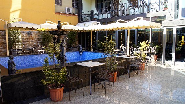 Elysee 4* Tirana